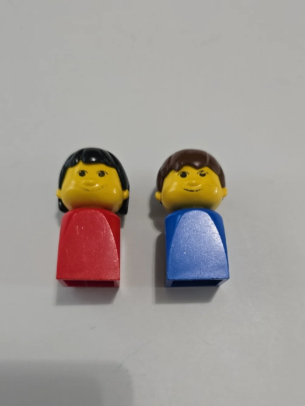 Vintage Lego Basic Figures - Lot of 2, Girl and Boy, 1985